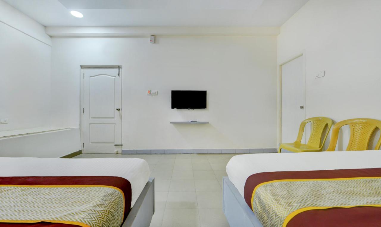 Madrasi Airport Hotel - Saibala Ченнаї Екстер'єр фото